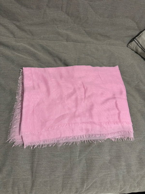 Scarf pink H&M like new, also suitable for beachwear
