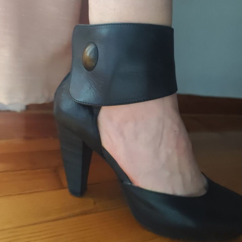 Sixty Seven pumps size 38 used, black and grey leather