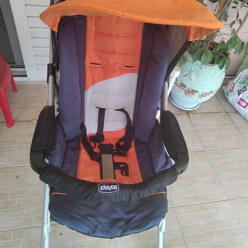 Chicco 3-in-1 stroller used with accessories