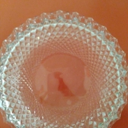 Crystal salad bowl like new, diamond cut, 21 cm diameter