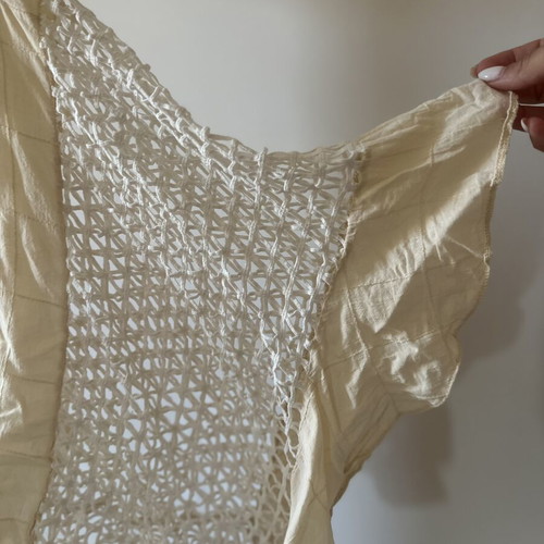 Light Outerwear like new, beige, wide sleeve, ideal for evenings and beach