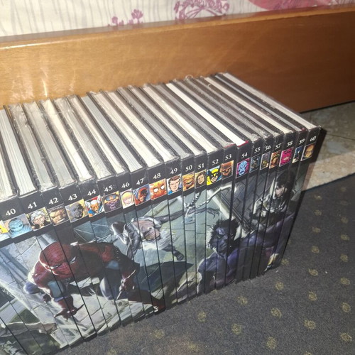 Marvel comic collection 1-60 like new