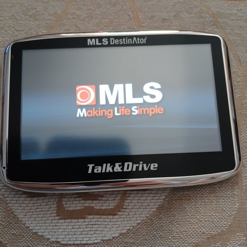 MLS Destinator Talk & Drive 43TSP GPS used, old maps, battery issue