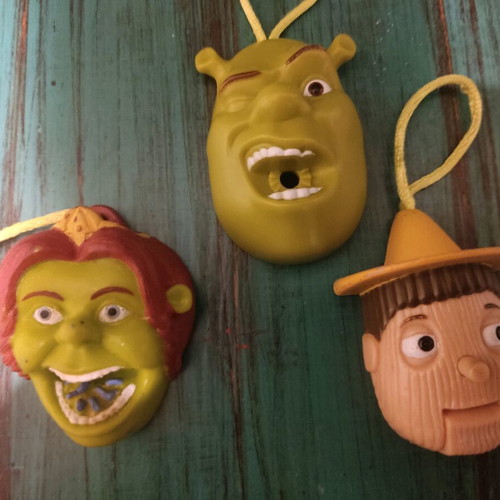 Shrek gifts used from Nestle 2004, set of 3 pieces
