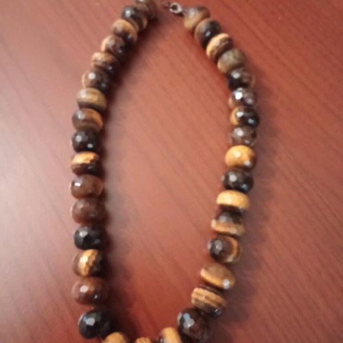 Vintage necklace with tiger eye stones, like new, length 0.50cm