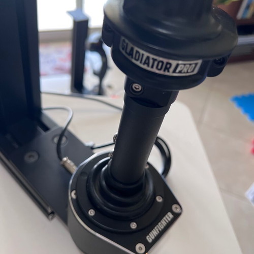 Joystick KG12 Gen.1 Grip with Gunfighter Mk.II and Desk Mount like new