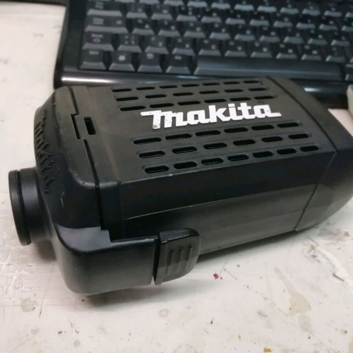 Makita sander dust collector like new without filter