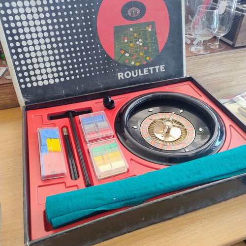 Vintage Roulette board game by Peri Spiele, 1960