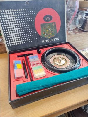 Vintage Roulette board game by Peri Spiele, 1960