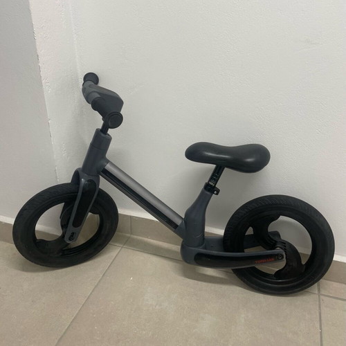 Topmark Manu Foldable Balance Bike like new, grey