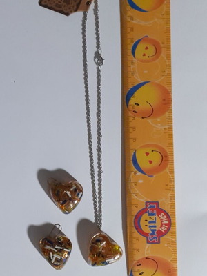 Set of 4 handmade jewelry sets with heart and square shapes, multicolor