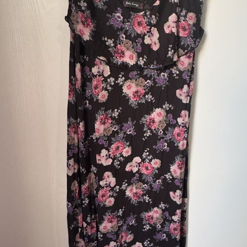Floral long dress size L like new, black and pink