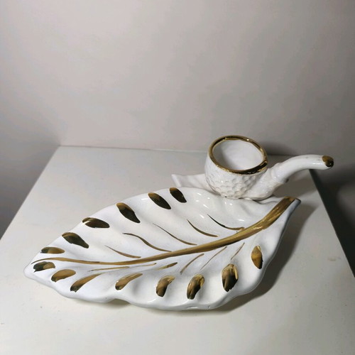Vintage ceramic decorative leaf with tealight holder and gold details like new