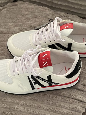 Armani Exchange sneakers size 41, white