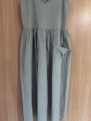 Λινό φόρεμα So Chic By Vsk, μέγεθος S, φυστίκι, σε άριστη κατάσταση