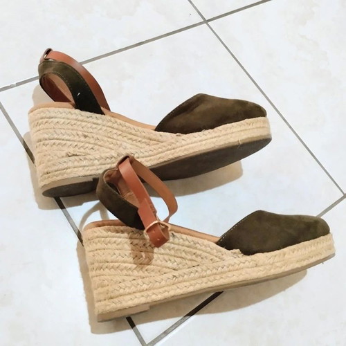 Alta Moda espadrilles platforms heels khaki size 37 like new