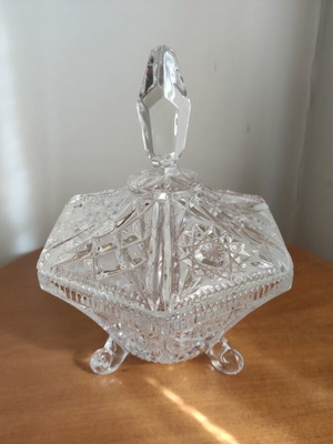 Porcelain fondue pot like new