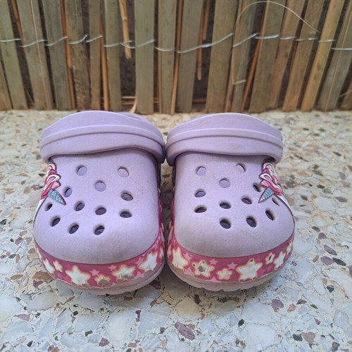 Crocs for girl size 20-21 used