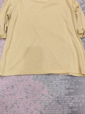 Pink Woman spring blouse like new, yellow, size Large