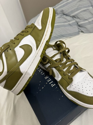 Nike Dunk Low sneakers like new, white and green, size 45