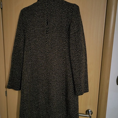 Sarah Lawrence coat like new, brown shades, size S