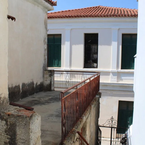 Corner Stone Detached House 142 sqm in Melemenika, Vathy Samos