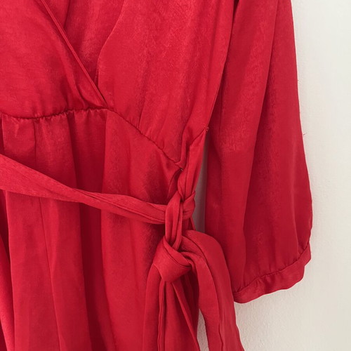 Zara satin red jumpsuit with belt, like new, medium