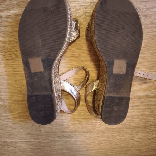 Flatforms Seven rose gold like new