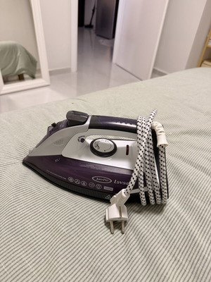 Juro Pro clothes iron 2400W