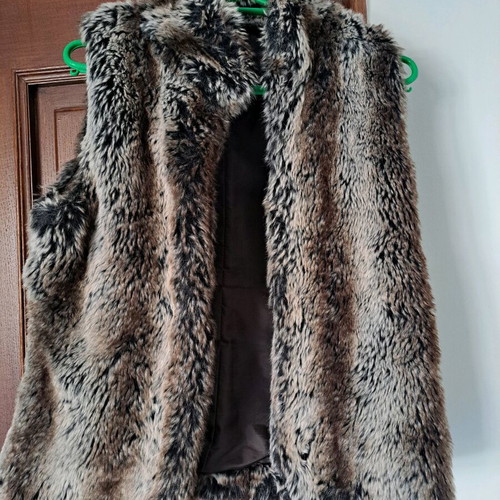 Synthetic fur vest like new, beige and brown