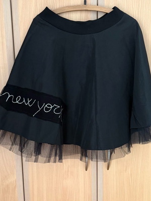 Women's tutu skirt black, size M, like new with logo