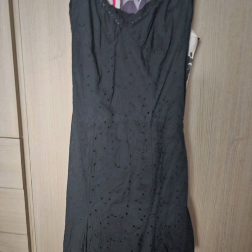 Summer dresses and skirts like new