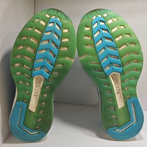Saucony Hurricane ISO 5 running shoes used, size 39