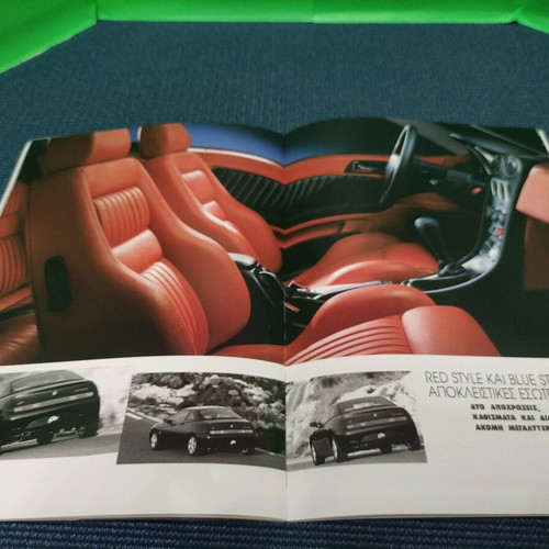 Alfa Romeo GT V official illustrated brochure like new