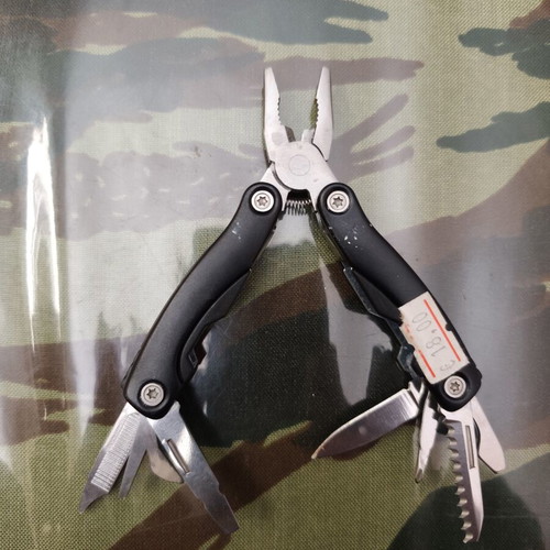 Mini multitool like new