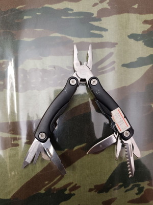 Mini multitool like new