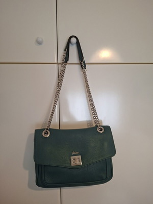 KEM leather shoulder bag like new, green