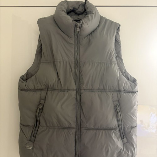 Zara gray vest, size L