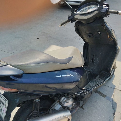 Aprilia Leonardo 300 scooter used, good condition