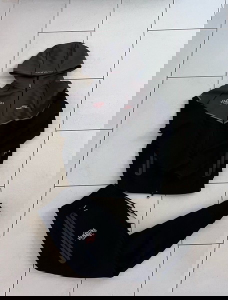 Nike tech fleece central cee με απόδειξη