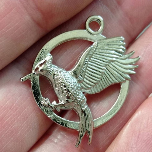 Metal pendant The Hunger Games new, lot of 20 pcs, 3 cm