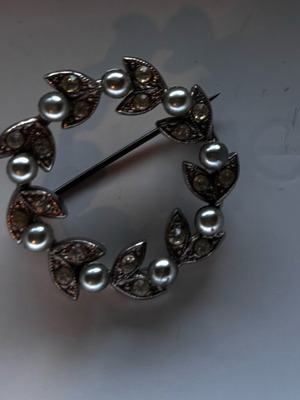 Pin new, silver