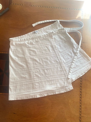 Burberry pareo white like new with embossed check pattern