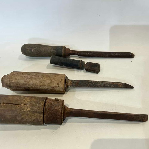Set of 4 old hand tools used