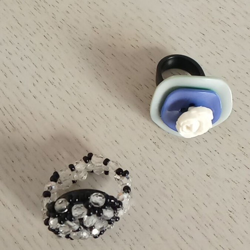 Two impressive rings like new