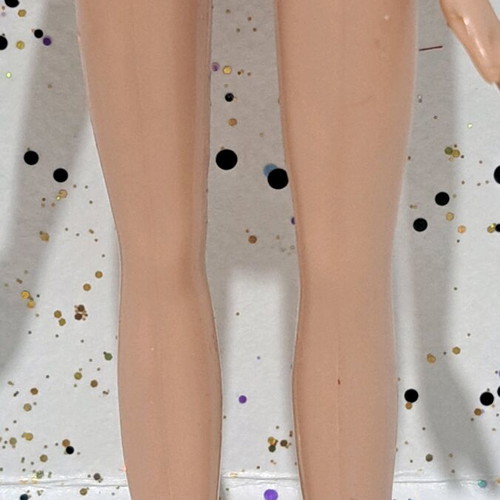Bratz Play Sportz Skateboarding Cloe used, nude with flaws