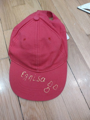 Hat new red, size S and M