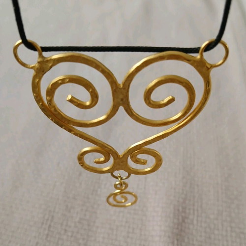Vintage Ancient Greek Hammered Pendant Gold Plated New