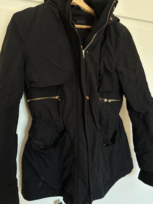 Zara Basic outerwear coat like new, black, with lining