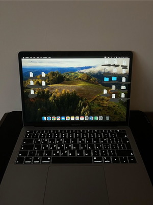 MacBook Air 2018 i5 like new, 128GB, 4GB RAM, 13.3 inch